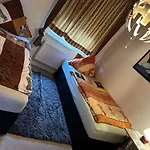 Apartman Ferien & Monteur 1 - Little Afrika Extensive 5 *