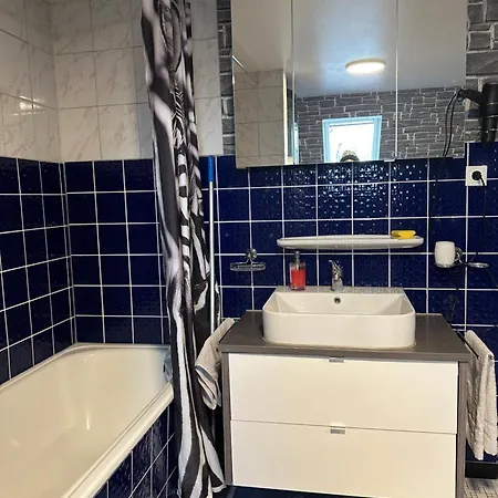 Ferien & Monteur 1 - Little Afrika Extensive 5 Appartement Minden (North Rhine-Westphalia)
