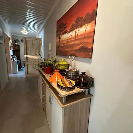 Ferien & Monteur 1 - Little Afrika Extensive 5 Appartement