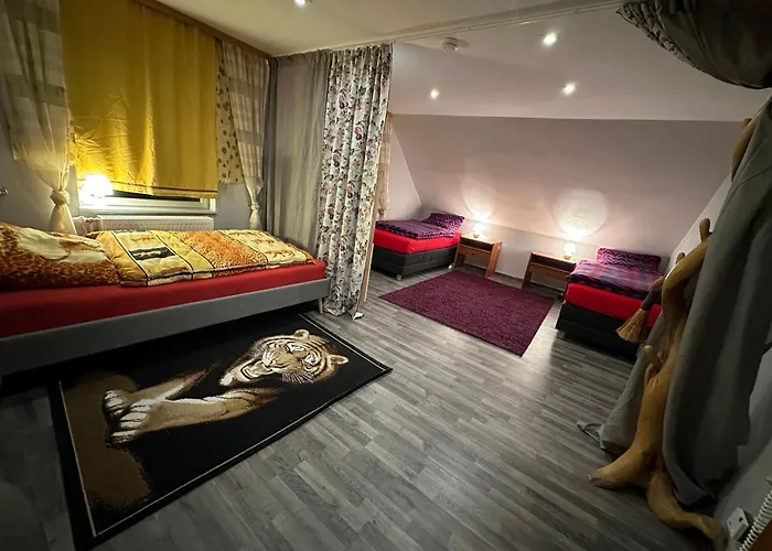 Daire Ferien & Monteur 1 - Little Afrika Extensive 5 Minden (North Rhine-Westphalia)