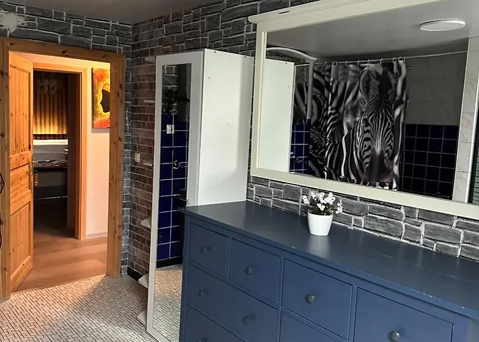 Ferien & Monteur 1 - Little Afrika Extensive 5 Minden (North Rhine-Westphalia)