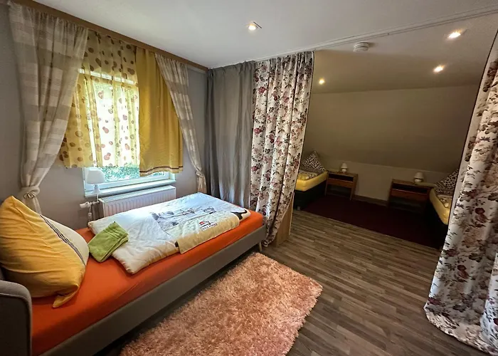 Ferien & Monteur 1 - Little Afrika Extensive 5 Minden (North Rhine-Westphalia)