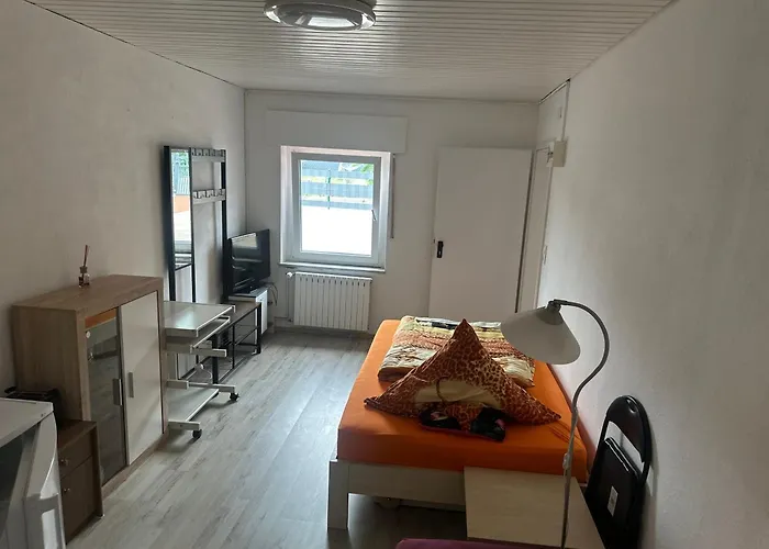 Ferien & Monteur 1 - Little Afrika Extensive 5 Minden (North Rhine-Westphalia)